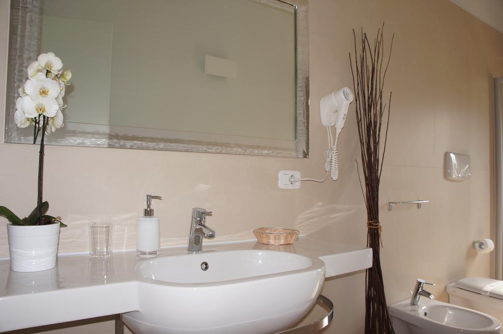 Lullymia Bed and Breakfast Crotone Værelse billede