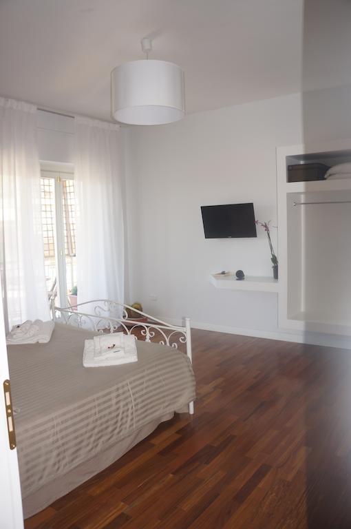 Lullymia Bed and Breakfast Crotone Værelse billede