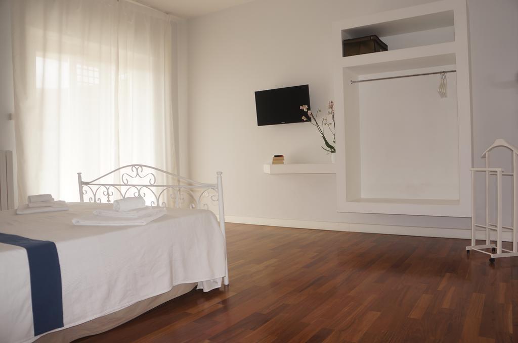 Lullymia Bed and Breakfast Crotone Eksteriør billede