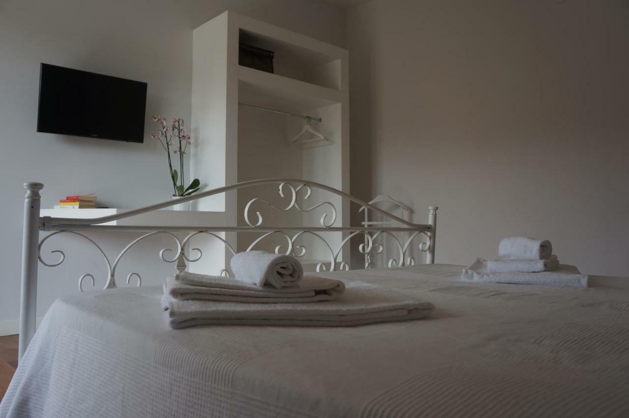 Lullymia Bed and Breakfast Crotone Eksteriør billede