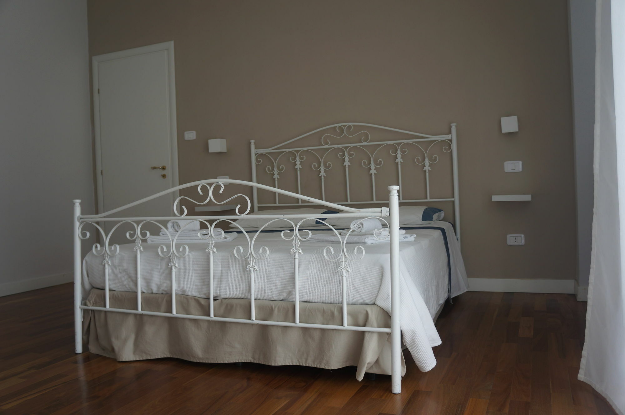 Lullymia Bed and Breakfast Crotone Eksteriør billede